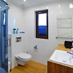 Holiday Home With Garden, Sauna, Jacuzzi
